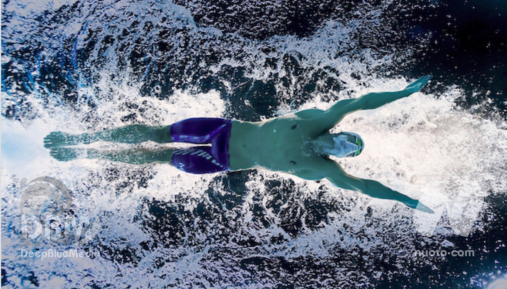 Michael Phelps nuota per beneficenza