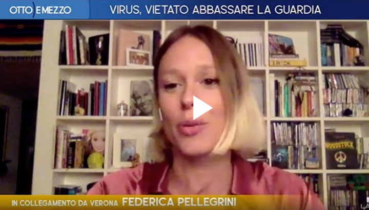 All’asta i cimeli di Federica Pellegrini per l’ospedale di Bergamo (Video)