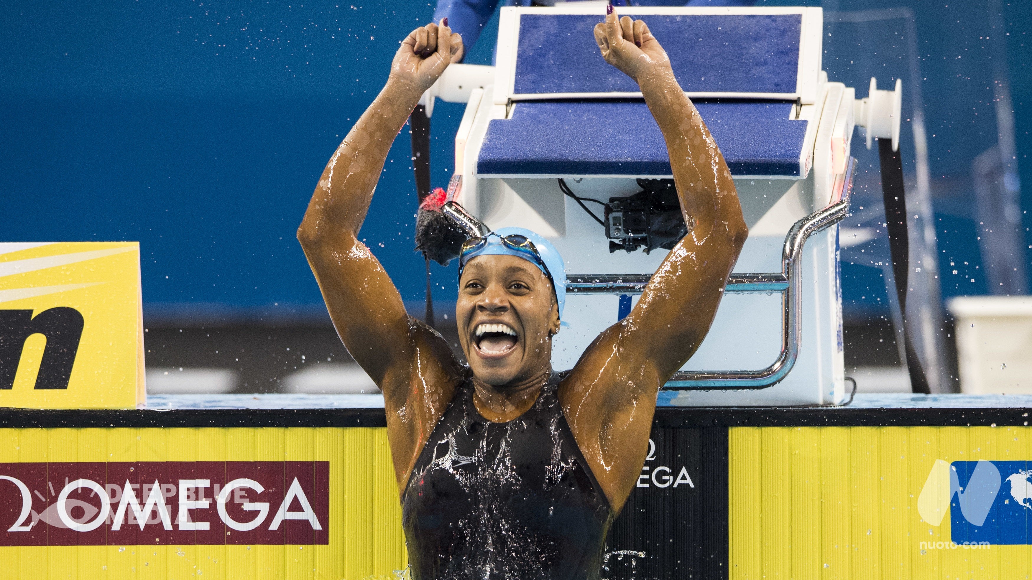Alia Atkinson e Simone Manuel, black sisterhood