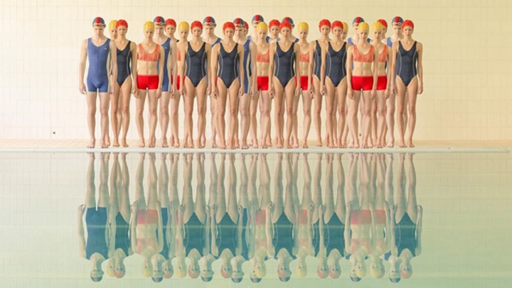 Scopri di più sull'articolo Maria Švarbová, la fotografa delle piscine dell’epoca socialista