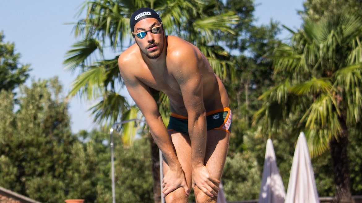 Filippo Megli in vasca per AISLA Firenze