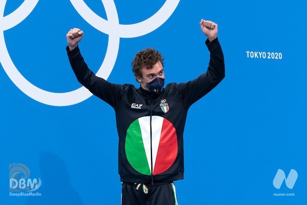 DAY 5. Semi & Finali. 200 Farfalla: Federico Burdisso al bronzo olimpico. Quinta Simona Quadarella (1500 sl) e 4X200 uomini. 100 stile libero: Miressi in finale (47.52). Foto e Video