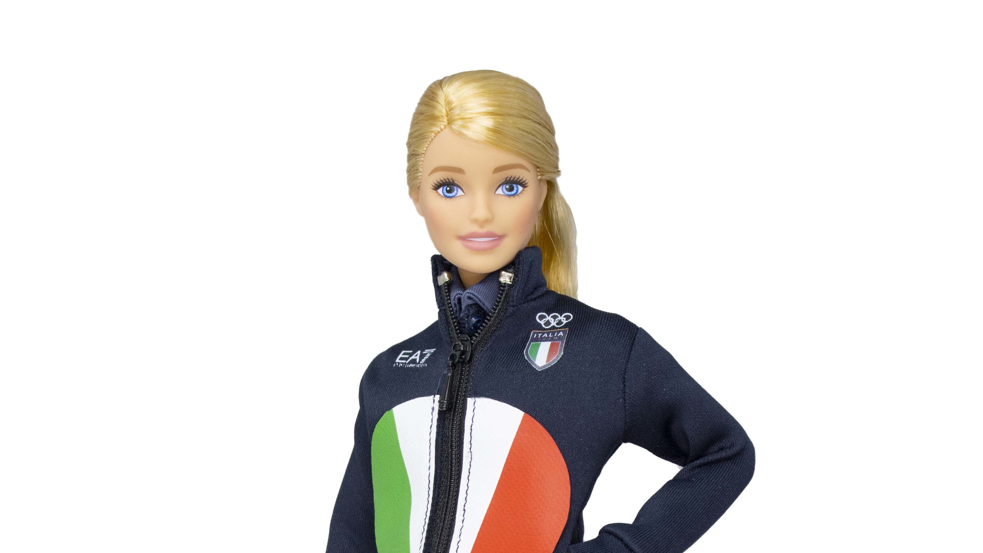 Barbie, Italia Team e EA7 Emporio Armani insieme, a Tokyo 2020 per celebrare le donne dello sport per uno scopo molto speciale
