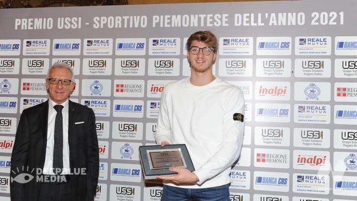 Alessandro Miressi e Carlotta Gilli premiati dall’USSI con Bassino e Ganna.