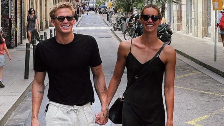 Australiani in Spagna in collegiale. Ufficializzata sui social la relazione Emma Mckeon – Cody Simpson