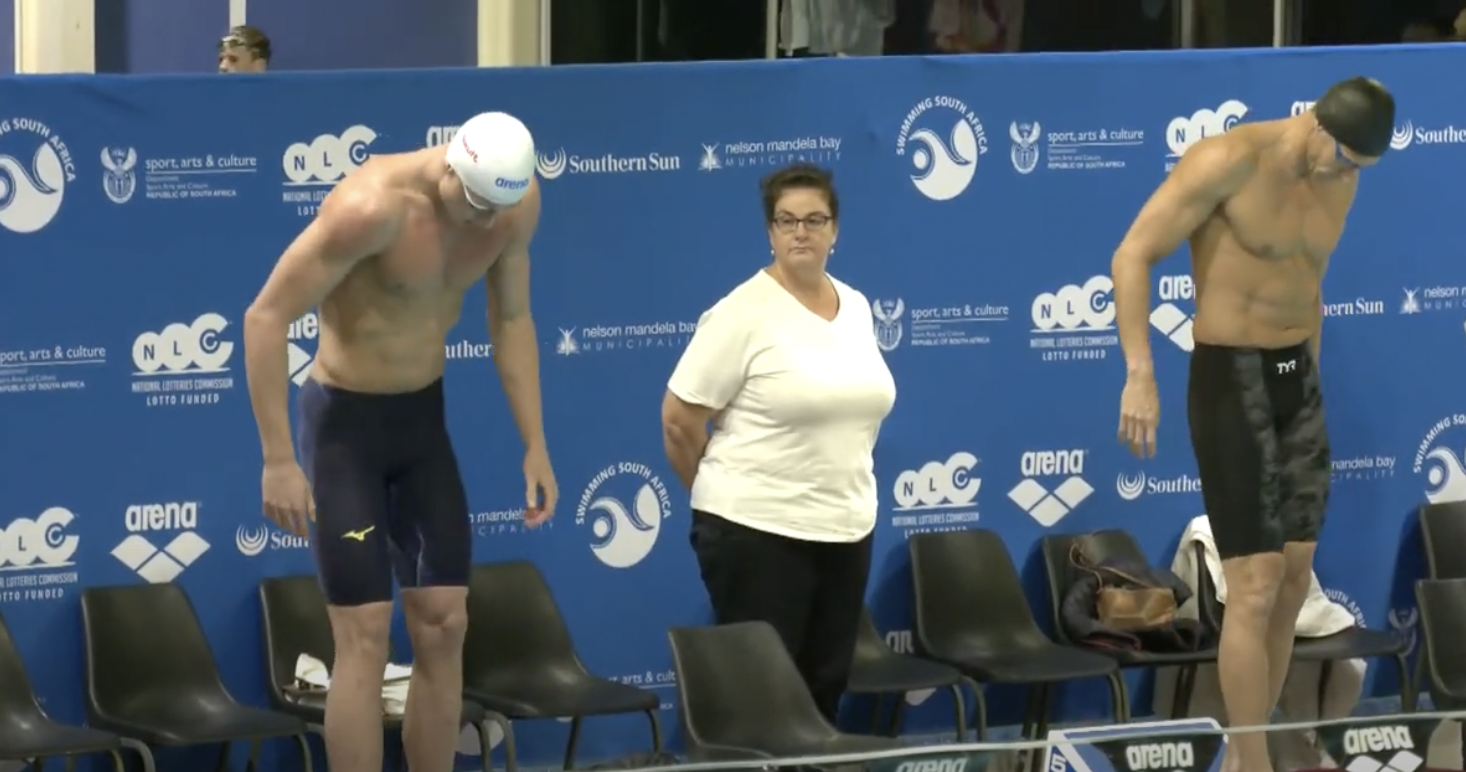 Scopri di più sull'articolo Il 42enne Roland Schoeman nuota 22.89 nei 50 stile libero. VIDEO